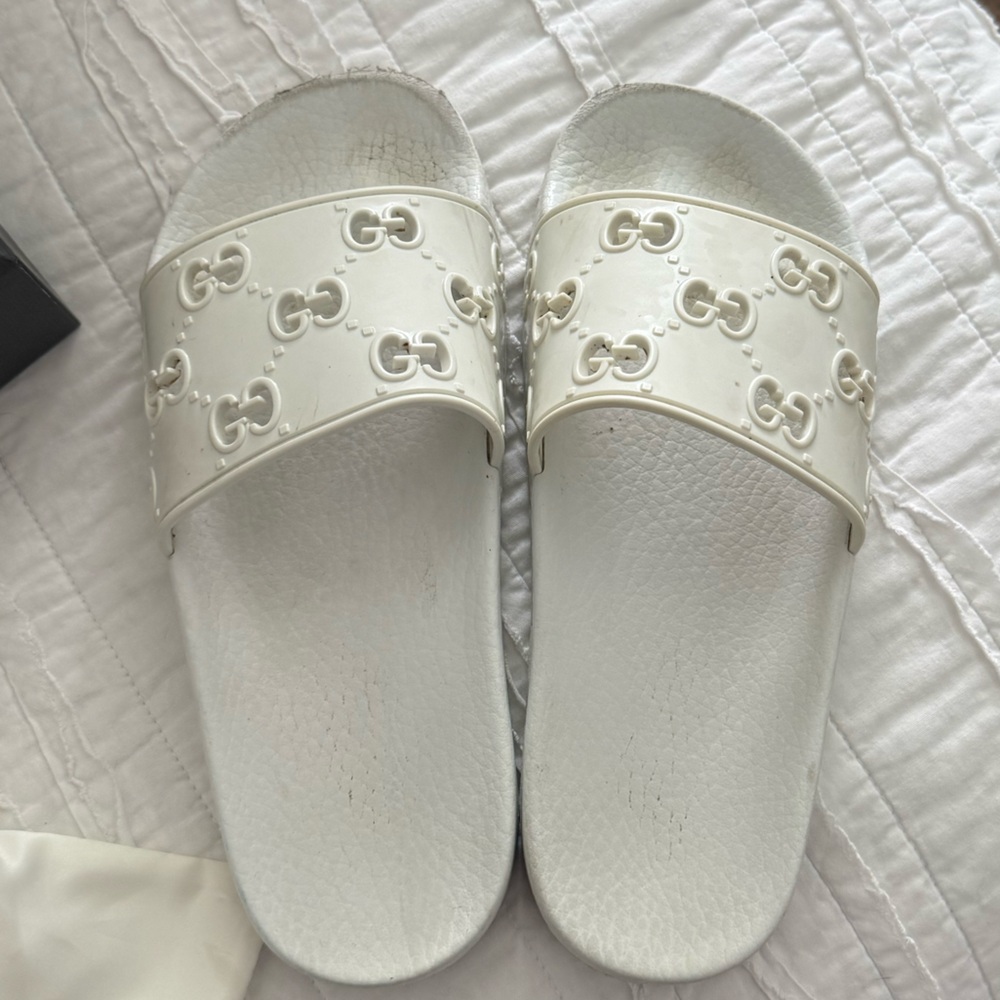 Gucci white womens slides size 6